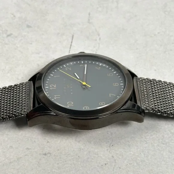 Joseph Abboud Watch Mens 43mm Round Gray Mesh Band Quartz Classic New Battery - Picture 2 of 11